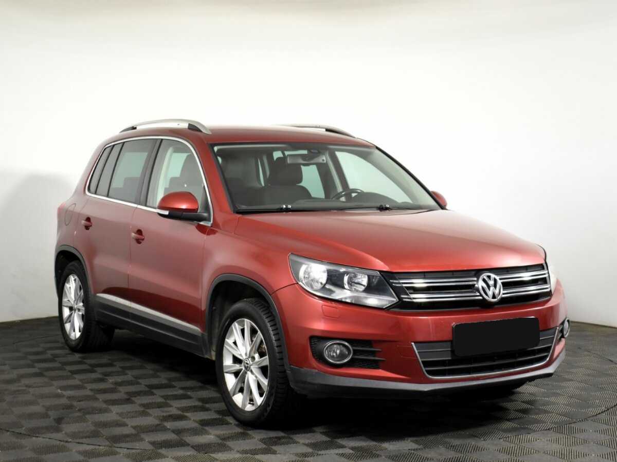 Volkswagen Tiguan б/у, 2012, Автоматическая. Фото: #2