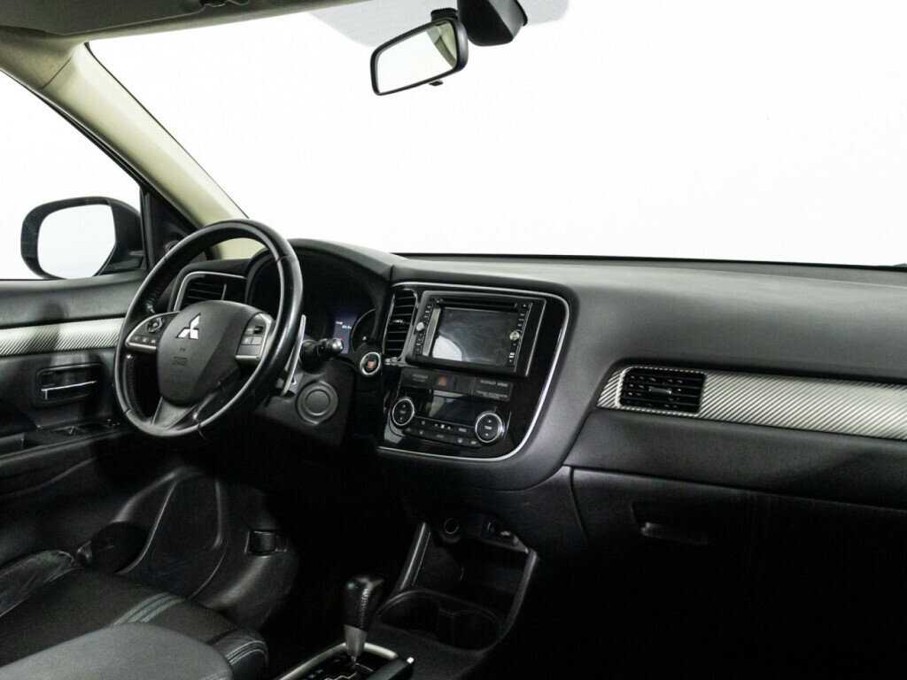 Mitsubishi Outlander б/у, 2013, Вариатор. Фото: #8