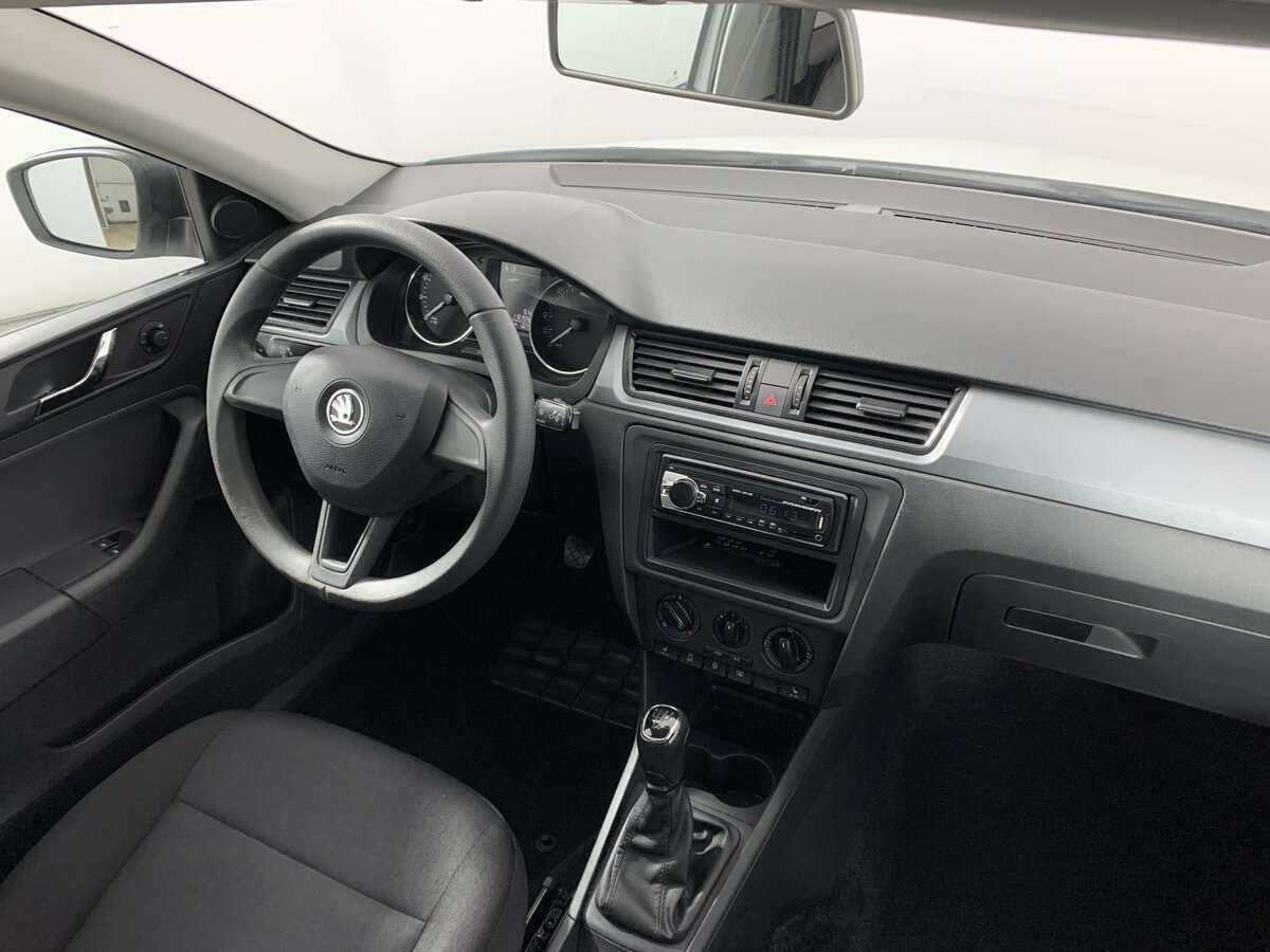 Skoda Rapid б/у, 2017, Механическая. Фото: #10