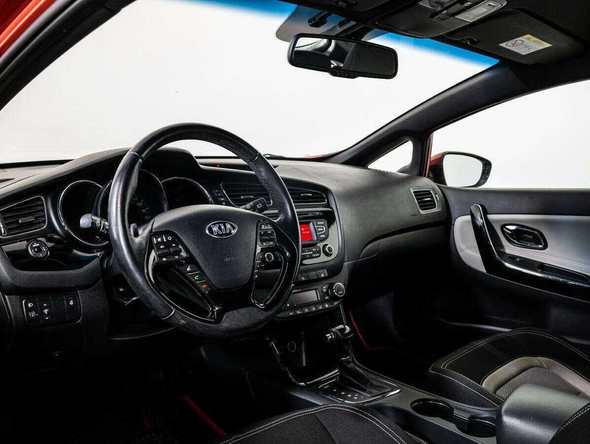 Kia Ceed б/у, 2014, Автоматическая. Фото: #10
