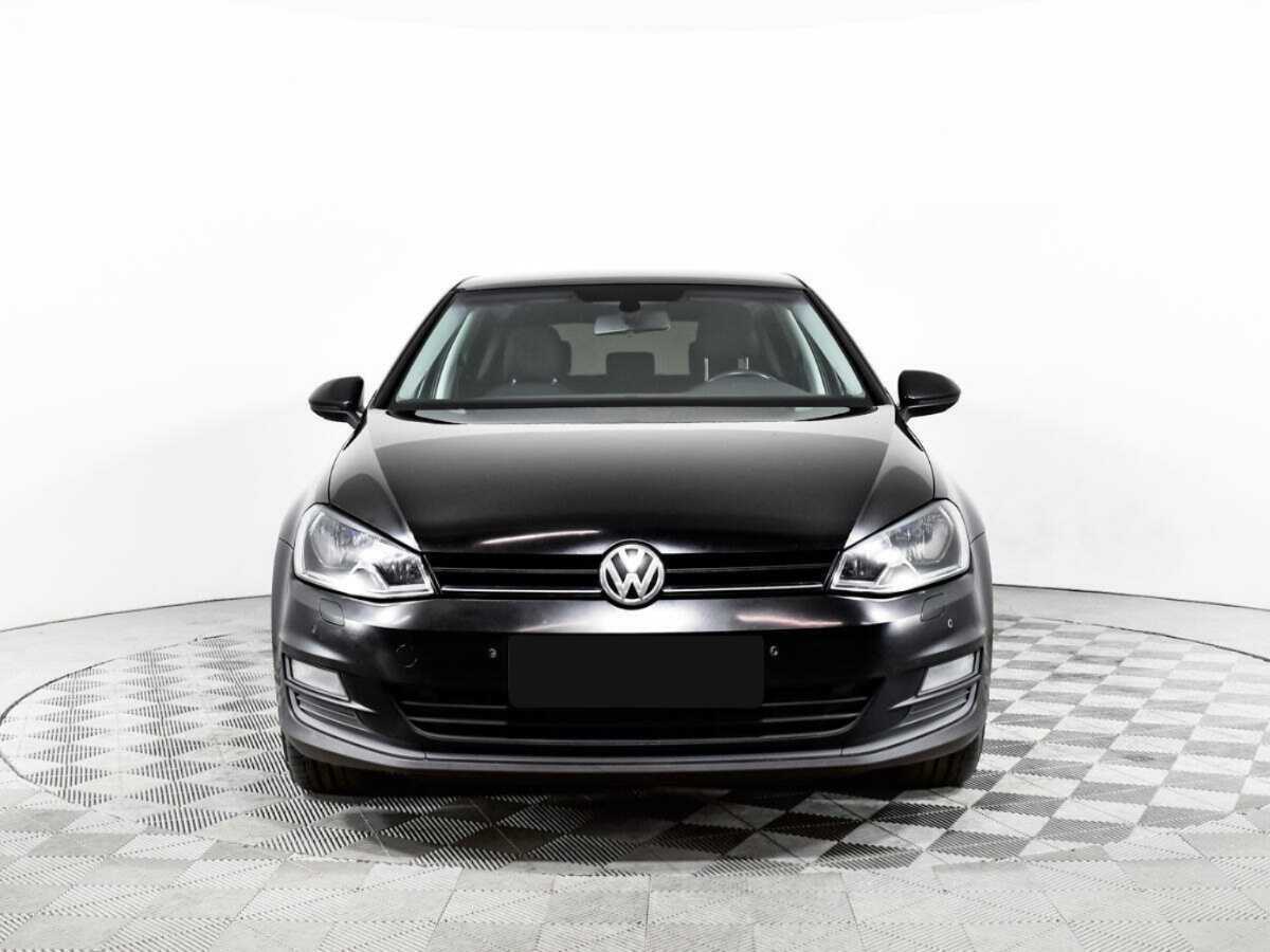 Volkswagen Golf б/у, 2013, Механическая. Фото: #1