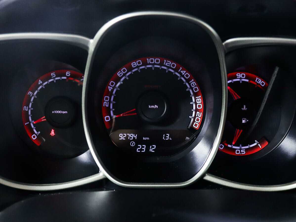 Lada (ВАЗ) Vesta б/у, 2019, Механическая. Фото: #8