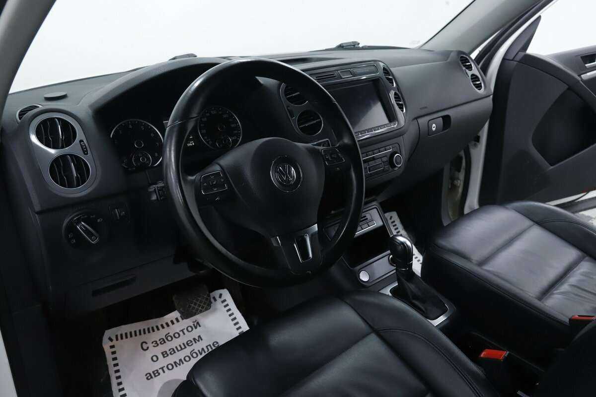 Volkswagen Tiguan б/у, 2015, Автоматическая. Фото: #6