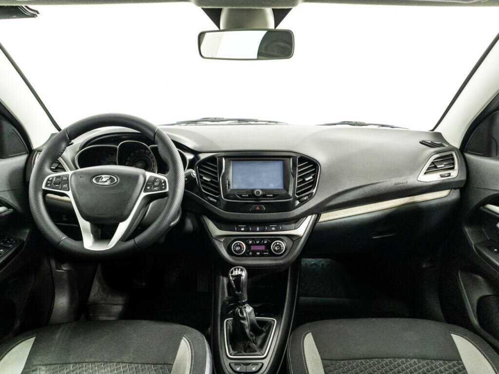 Lada (ВАЗ) Vesta б/у, 2018, Механическая. Фото: #12