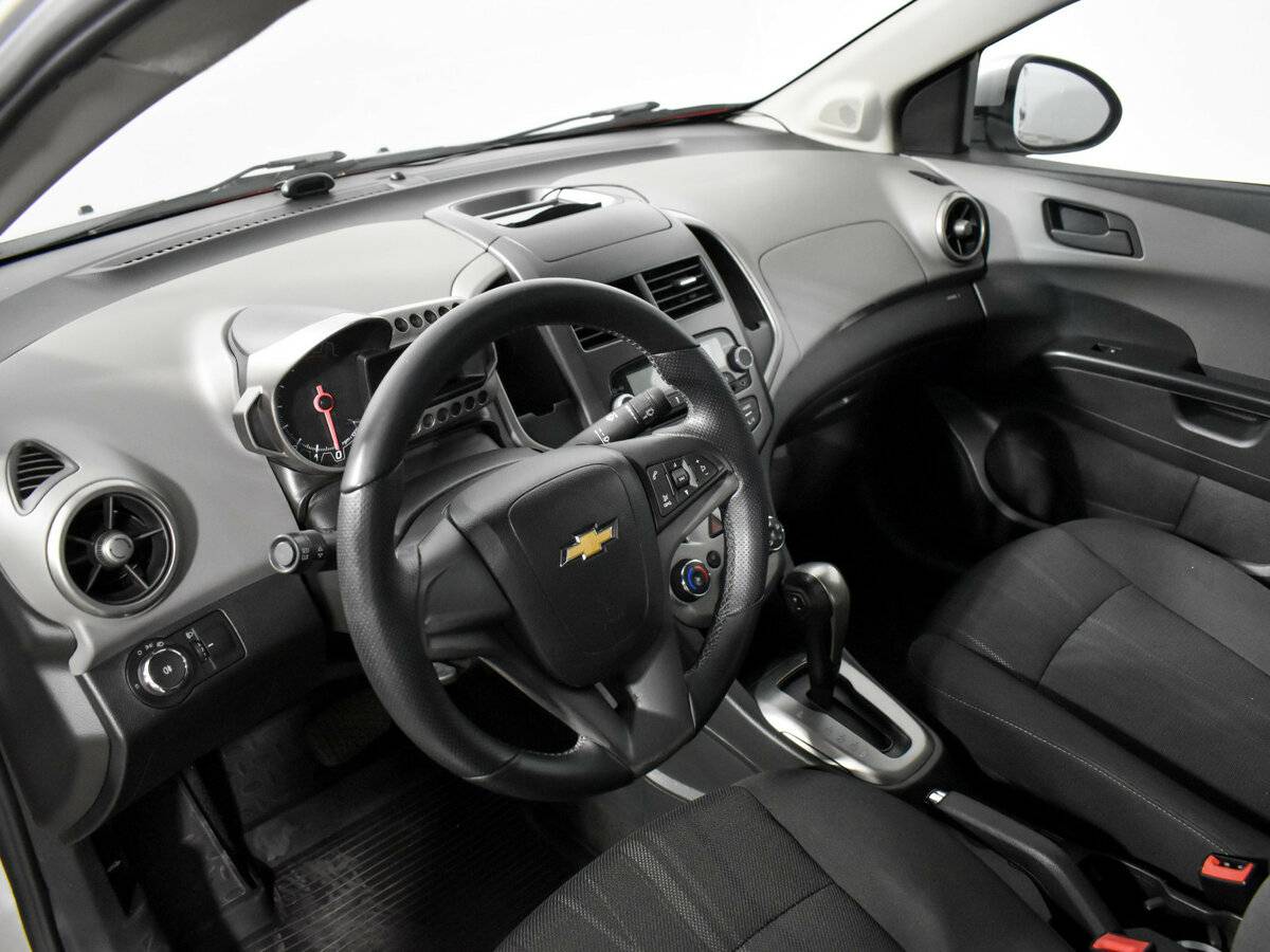 Chevrolet Aveo б/у, 2014, Автоматическая. Фото: #8