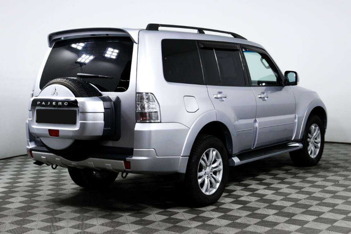 Mitsubishi Pajero б/у, 2012, Автоматическая. Фото: #4