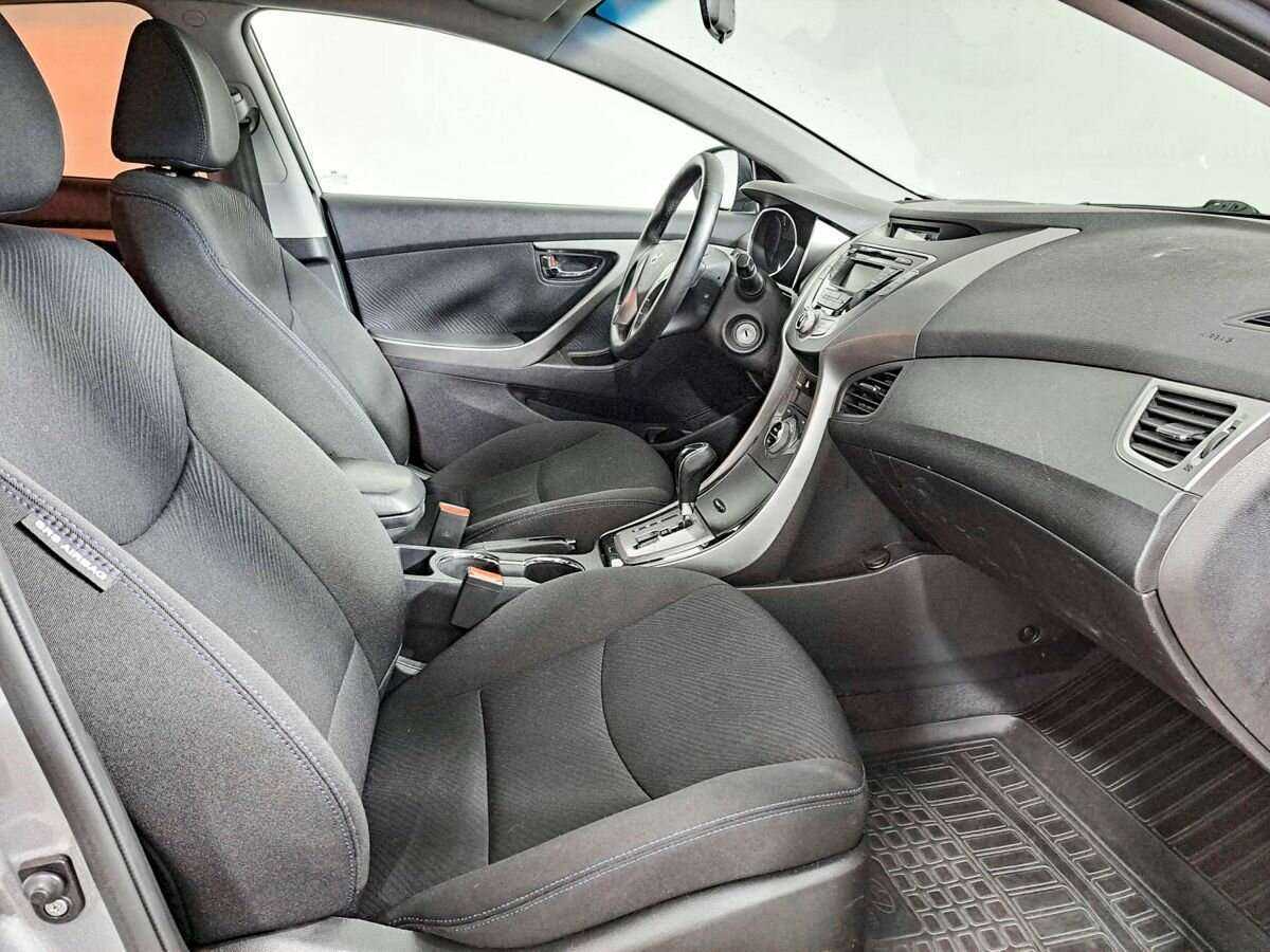 Hyundai Elantra б/у, 2013, Автоматическая. Фото: #8