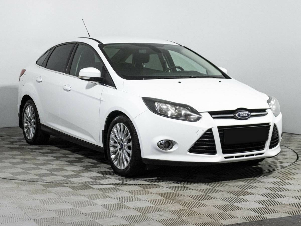 Ford Focus б/у, 2012, Механическая. Фото: #2