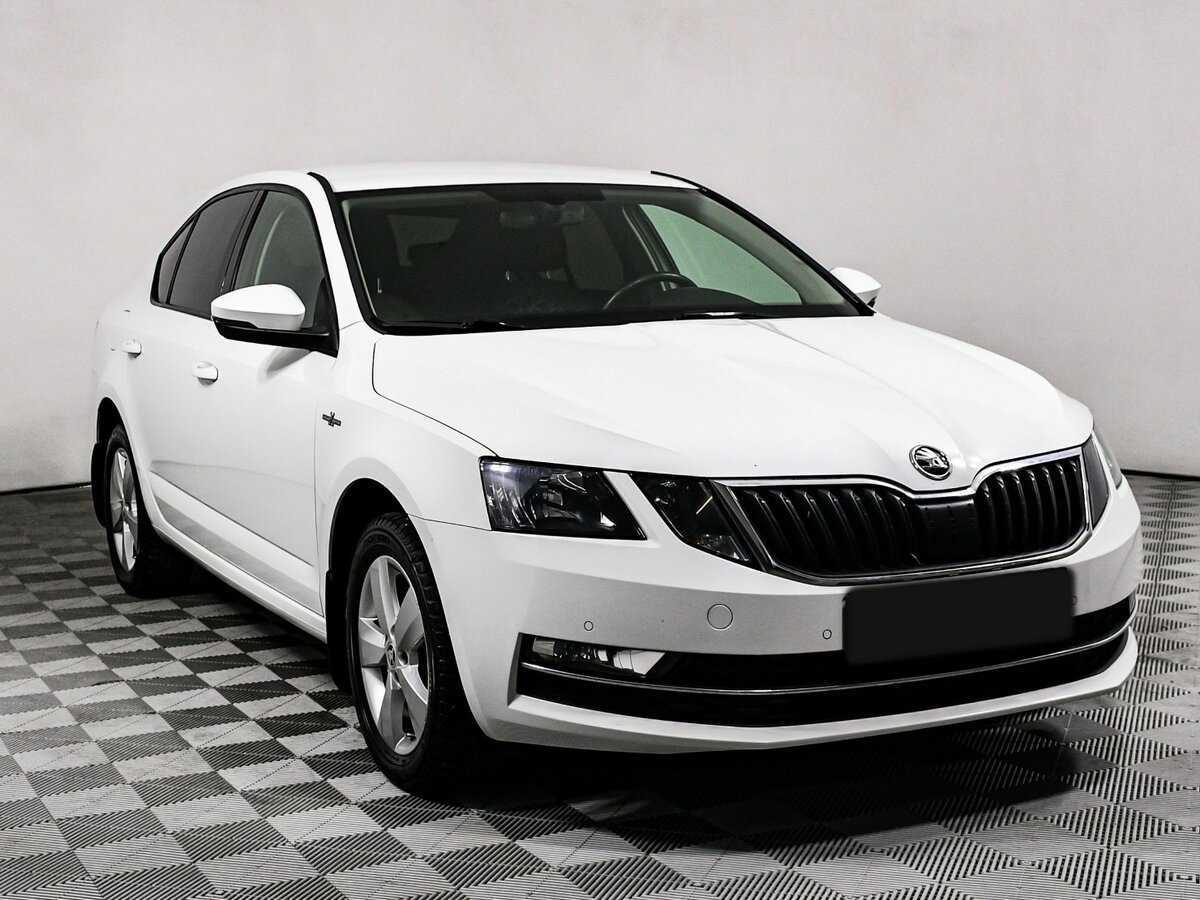 Skoda Octavia б/у, 2019, Роботизированная. Фото: #2