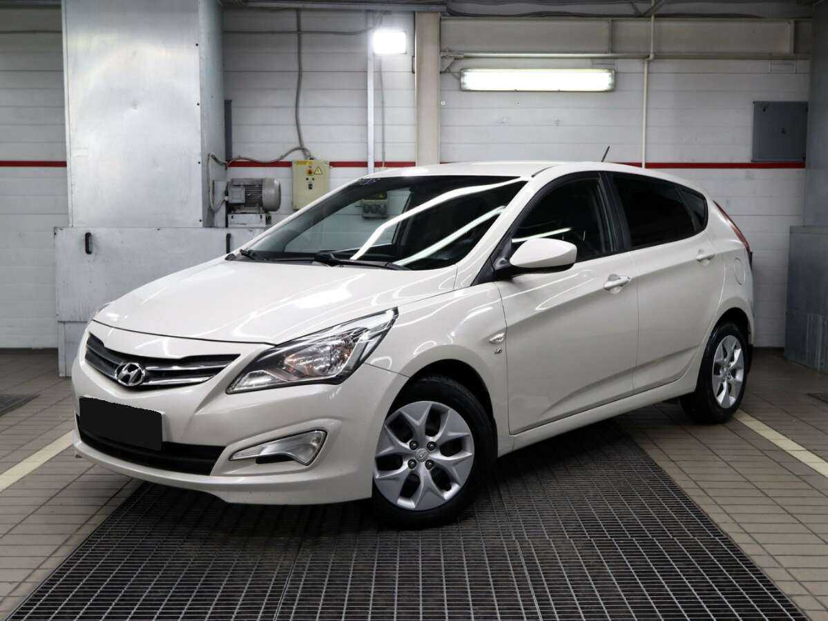Hyundai Solaris б/у, 2015, Автоматическая. Фото: #0