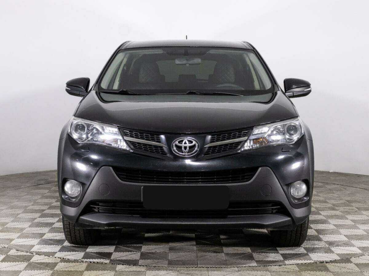 Toyota RAV4 б/у, 2013, Механическая. Фото: #1