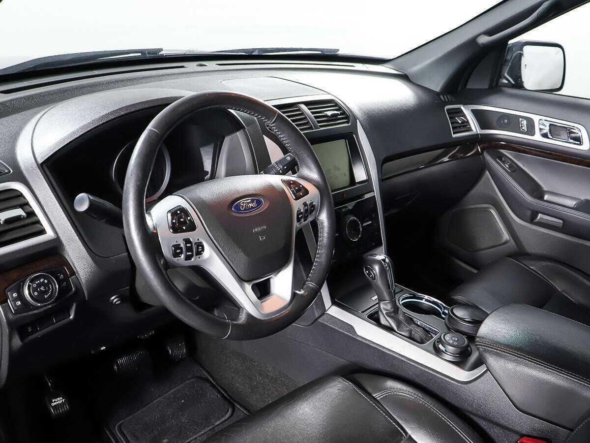 Ford Explorer б/у, 2014, Автоматическая. Фото: #12