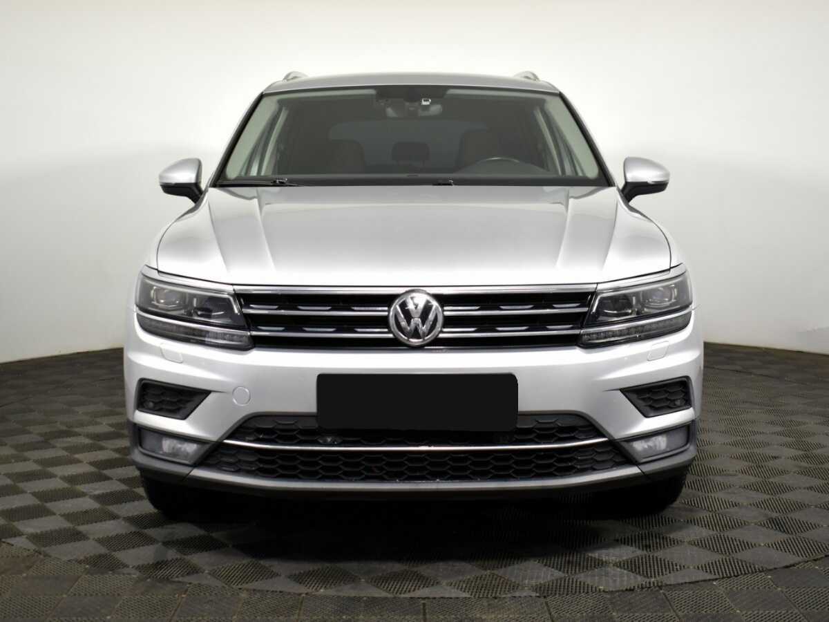 Volkswagen Tiguan б/у, 2017, Роботизированная. Фото: #1