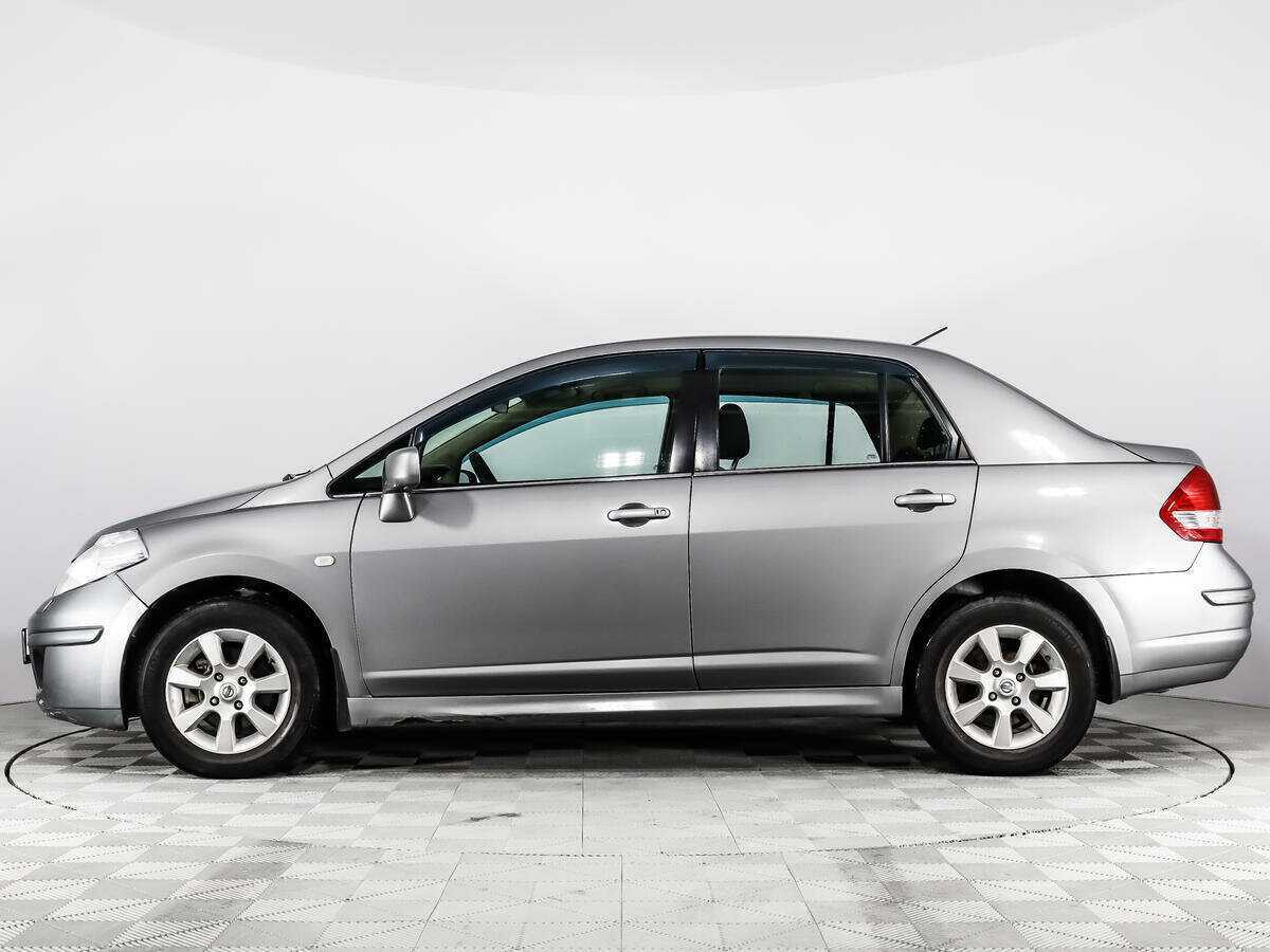 Nissan Tiida б/у, 2012, Механическая. Фото: #7