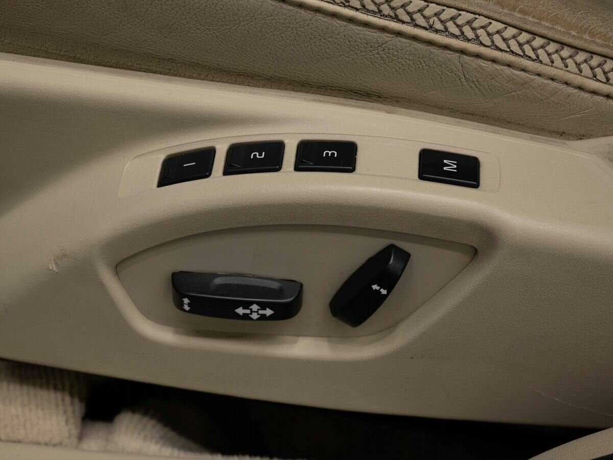 Volvo XC70 б/у, 2014, Автоматическая. Фото: #17