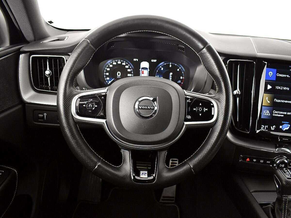 Volvo XC60 б/у, 2018, Автоматическая. Фото: #12