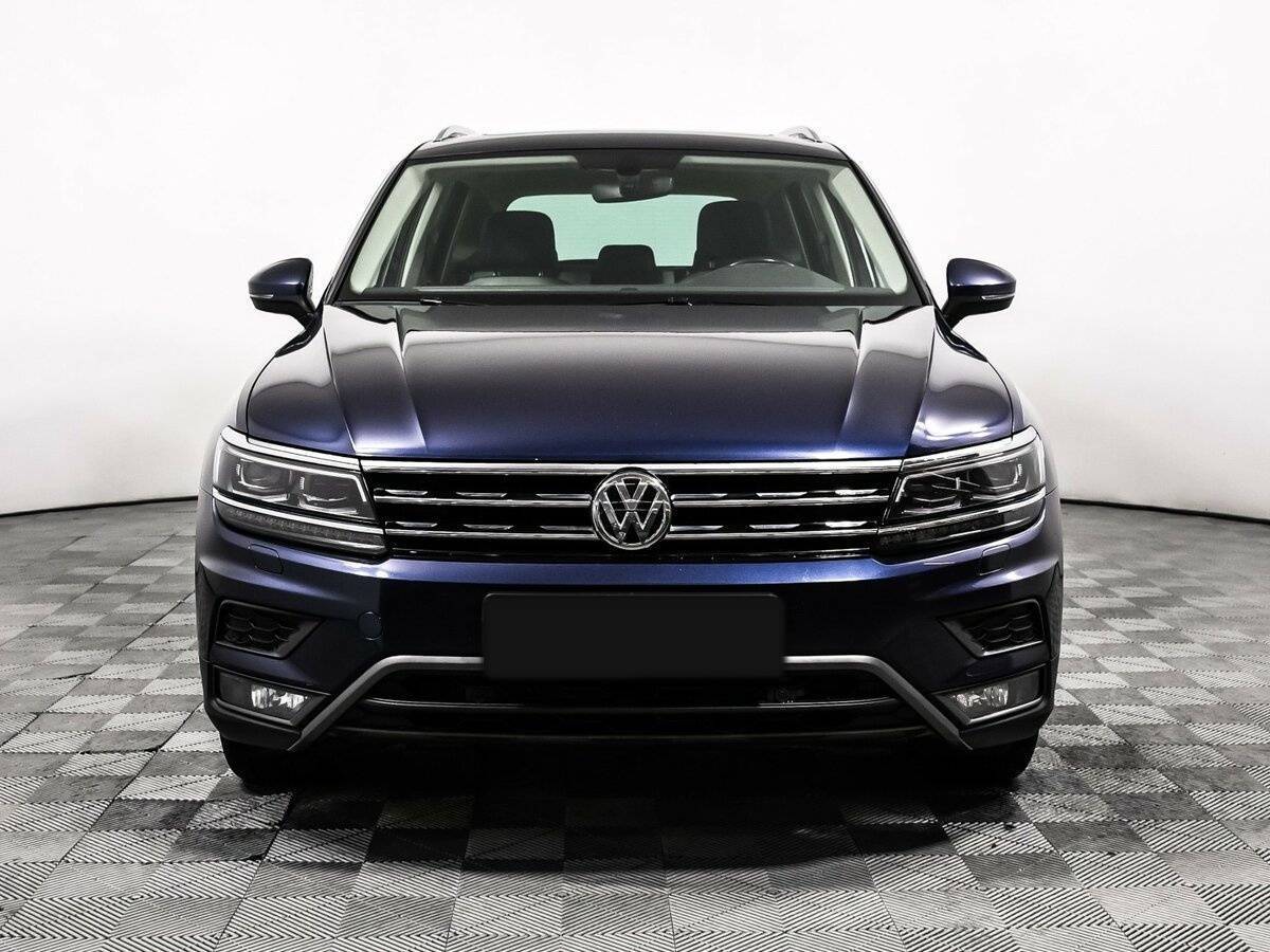 Volkswagen Tiguan б/у, 2017, Роботизированная. Фото: #1