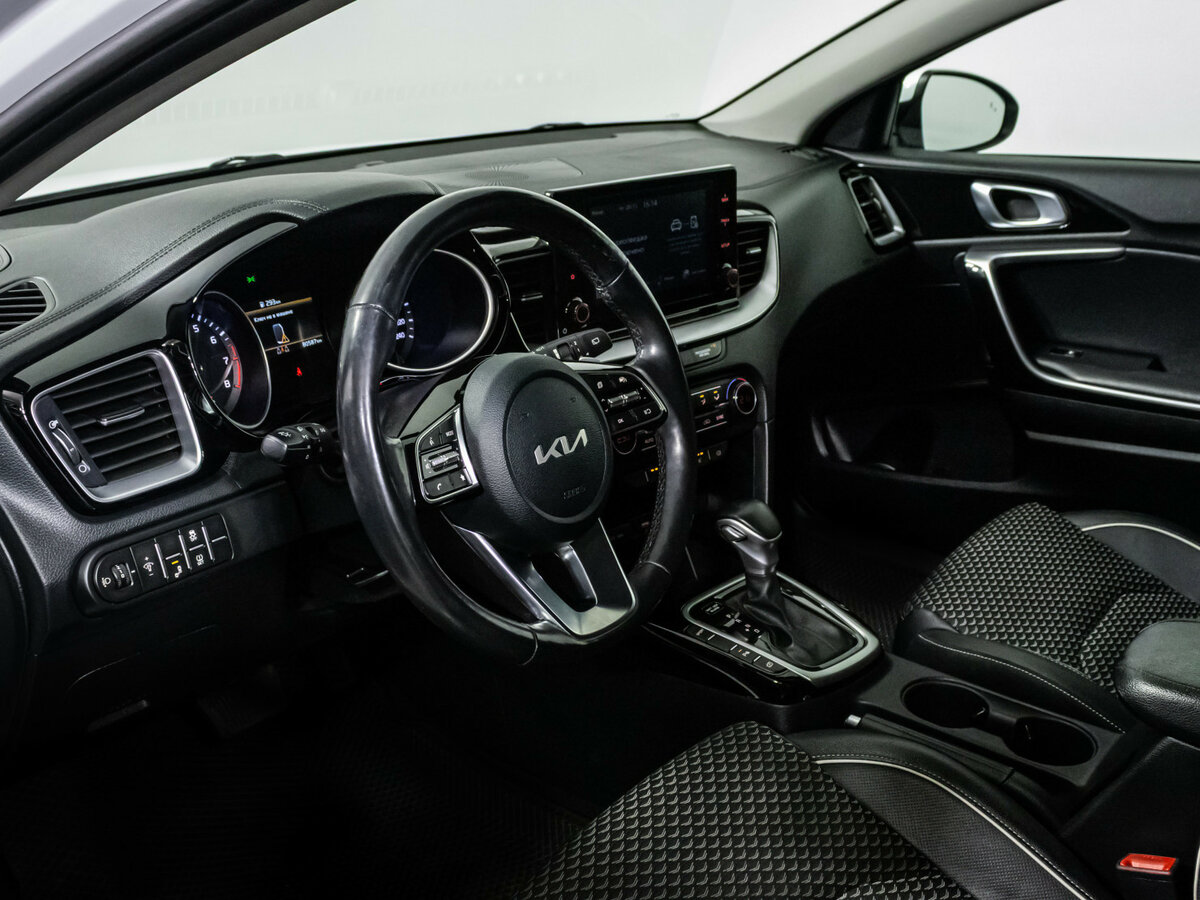Kia Ceed б/у, 2022, Автоматическая. Фото: #7