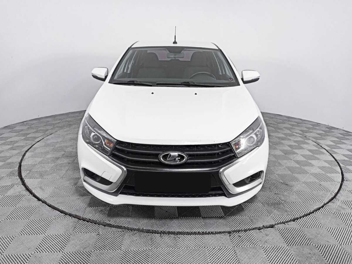 Lada (ВАЗ) Vesta б/у, 2017, Механическая. Фото: #1