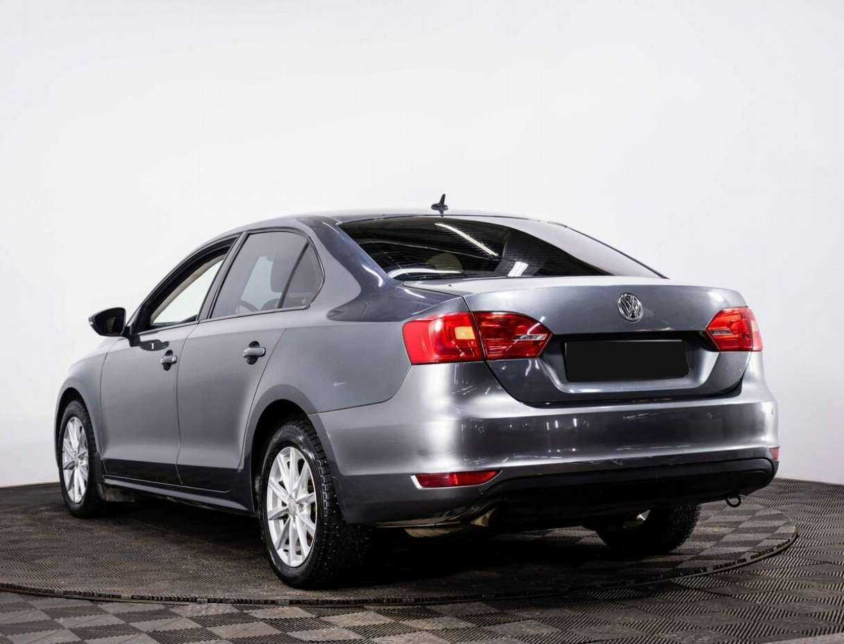 Volkswagen Jetta б/у, 2012, Автоматическая. Фото: #3