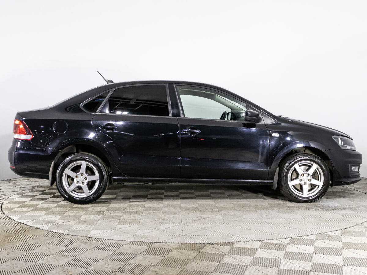 Volkswagen Polo б/у, 2017, Автоматическая. Фото: #3