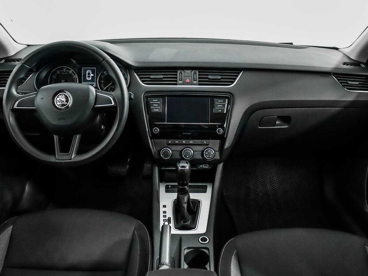 Skoda Octavia б/у, 2018, Роботизированная. Фото: #11