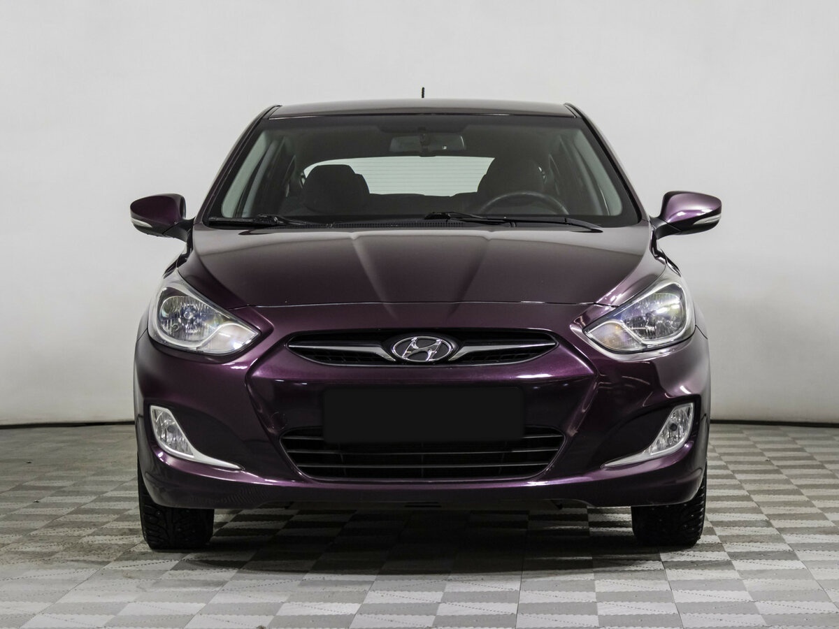 Hyundai Solaris б/у, 2012, Автоматическая. Фото: #1