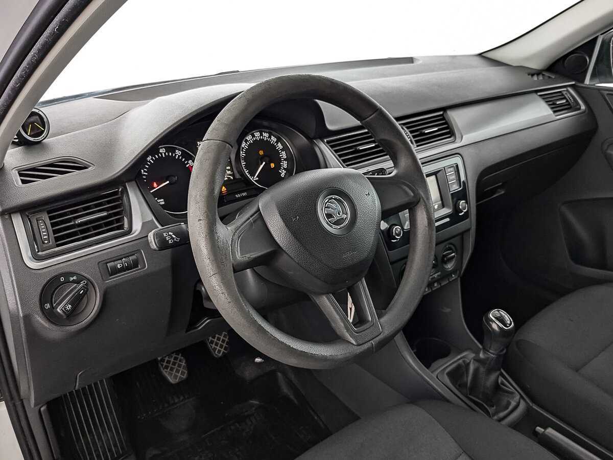 Skoda Rapid б/у, 2017, Механическая. Фото: #12
