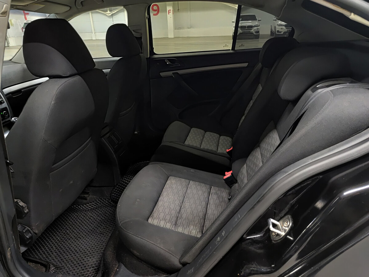 Skoda Octavia б/у, 2013, Механическая. Фото: #10