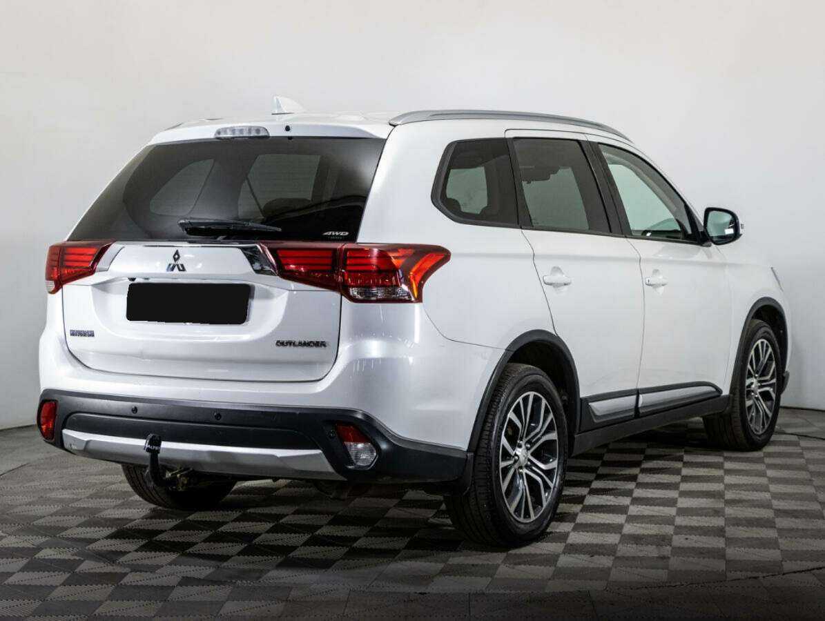 Mitsubishi Outlander б/у, 2018, Вариатор. Фото: #4