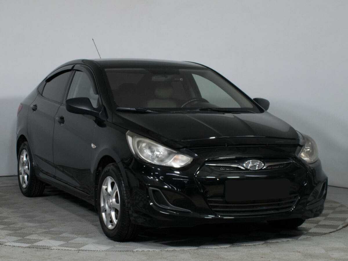 Hyundai Solaris б/у, 2014, Автоматическая. Фото: #2