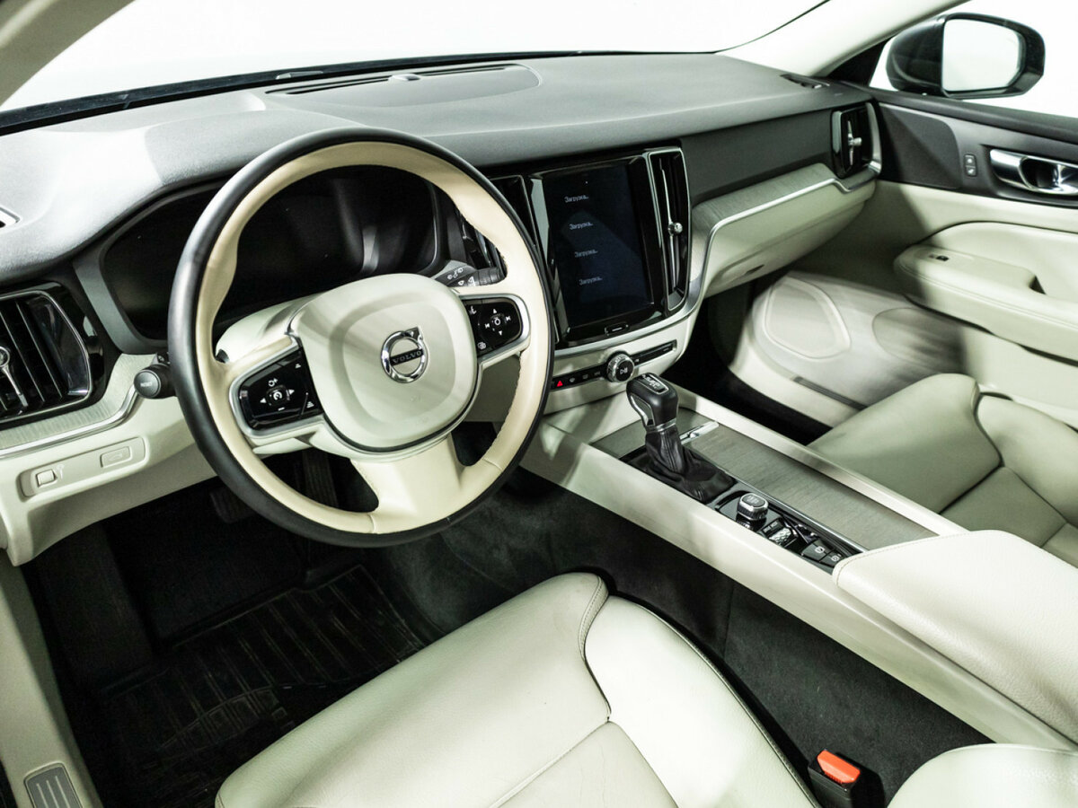 Volvo V60 б/у, 2018, Автоматическая. Фото: #10