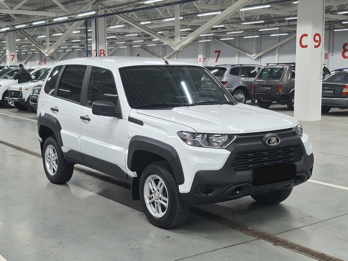 Lada (ВАЗ) Niva Travel б/у, 2023, Механическая. Фото: #2