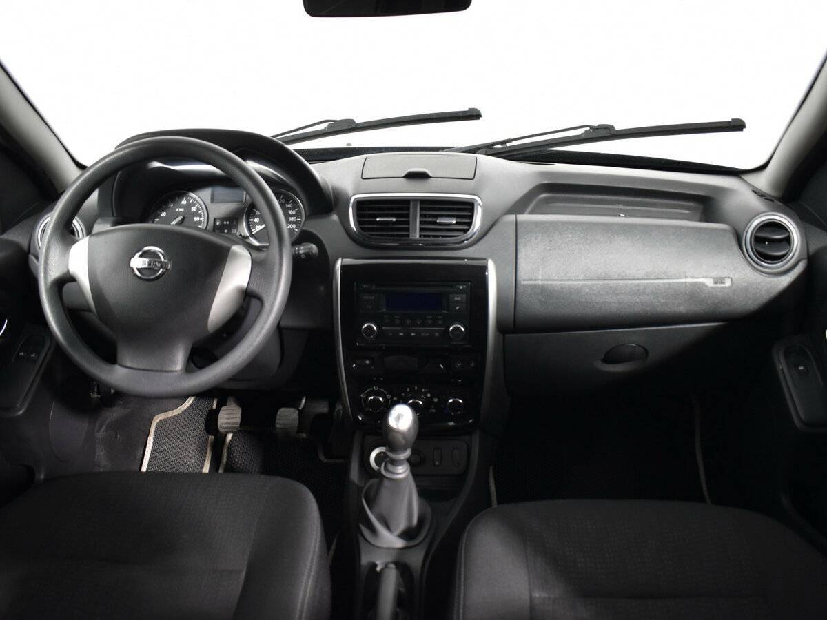 Nissan Terrano б/у, 2014, Механическая. Фото: #9
