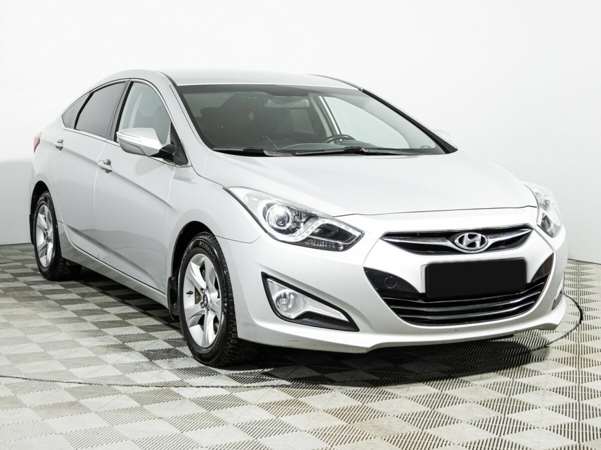 Hyundai i40 б/у, 2014, Автоматическая. Фото: #2