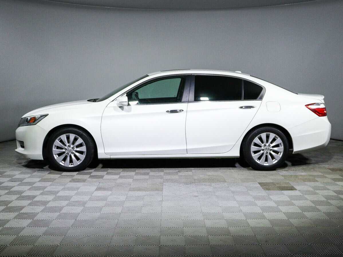 Honda Accord б/у, 2012, Автоматическая. Фото: #6