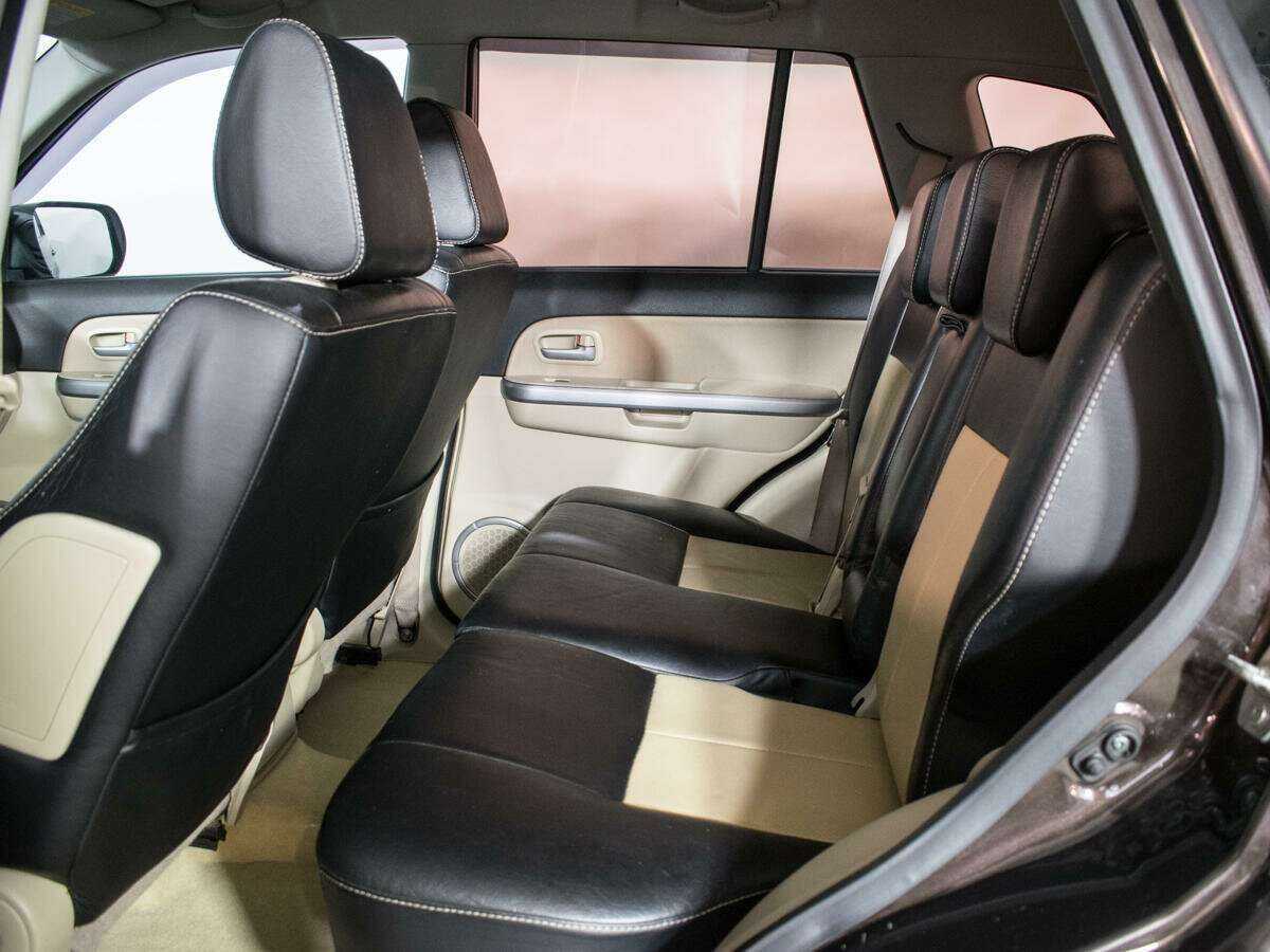 Suzuki Grand Vitara б/у, 2013, Автоматическая. Фото: #9