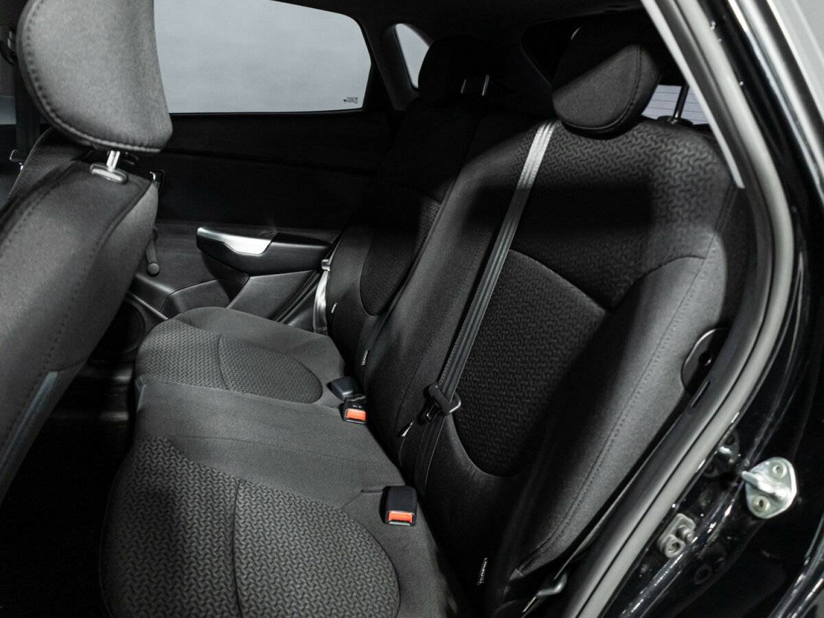 Kia Rio б/у, 2015, Автоматическая. Фото: #9
