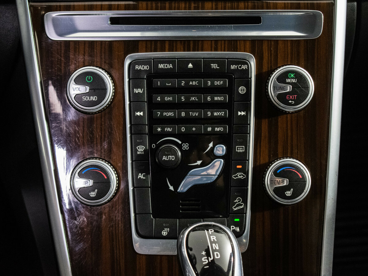 Volvo XC60 б/у, 2015, Автоматическая. Фото: #13