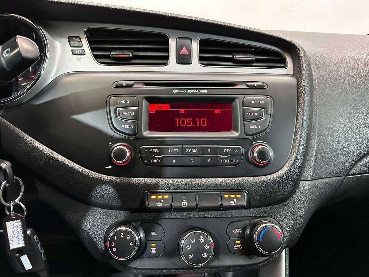 Kia Ceed б/у, 2013, Механическая. Фото: #12