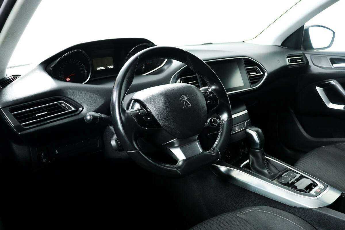 Peugeot 308 б/у, 2014, Автоматическая. Фото: #12