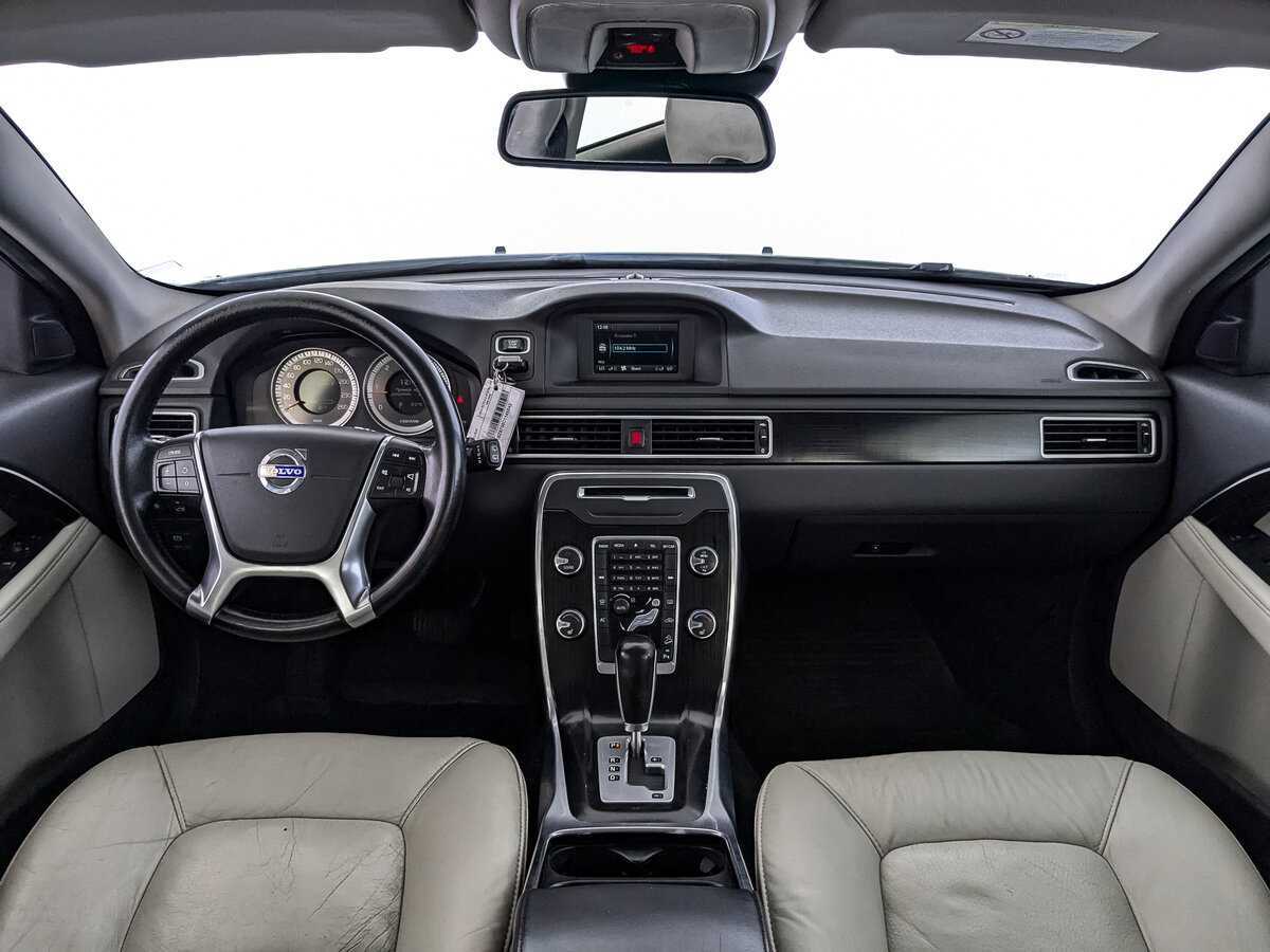 Volvo XC70 б/у, 2012, Автоматическая. Фото: #9