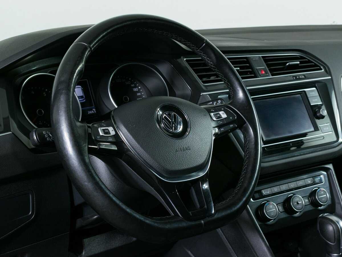 Volkswagen Tiguan б/у, 2018, Роботизированная. Фото: #11