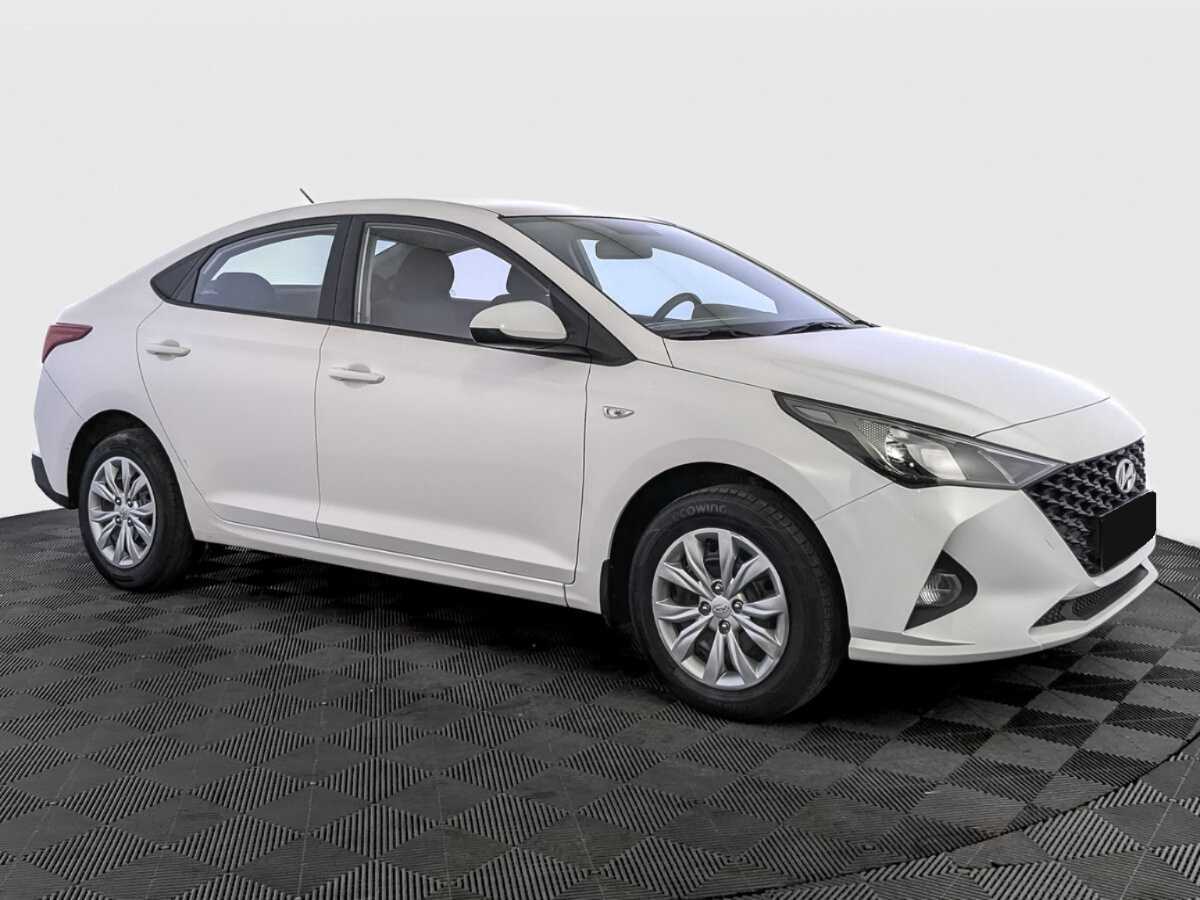 Hyundai Solaris б/у, 2021, Автоматическая. Фото: #2