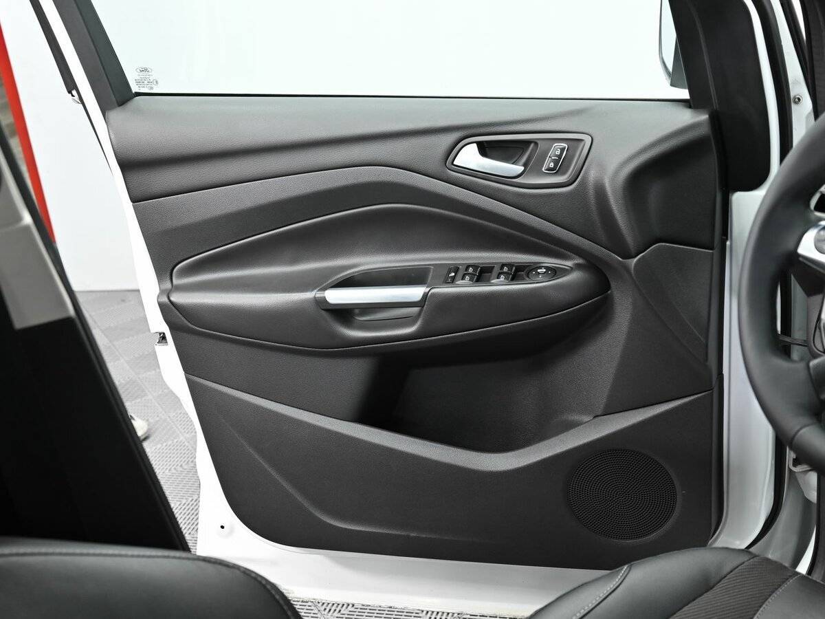 Ford Kuga б/у, 2013, Автоматическая. Фото: #6