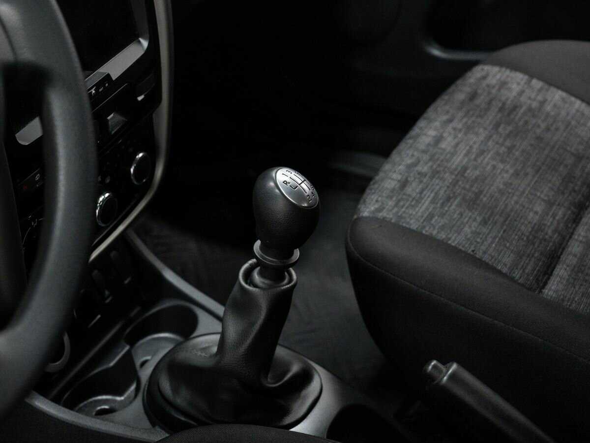 Renault Duster б/у, 2014, Механическая. Фото: #15