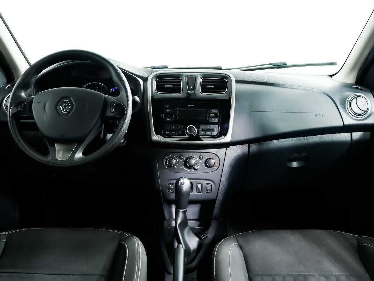 Renault Logan б/у, 2018, Механическая. Фото: #10