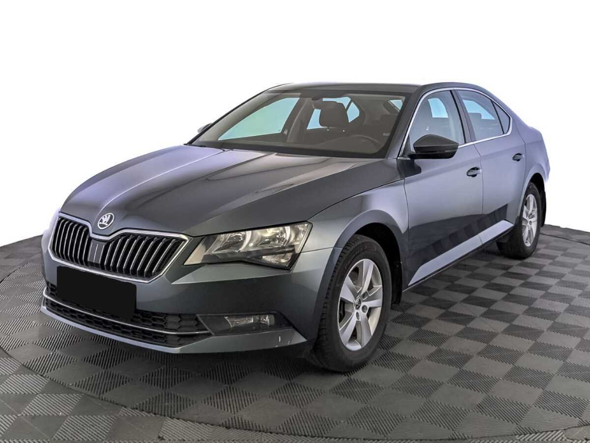 Skoda Superb б/у, 2019, Роботизированная. Фото: #0