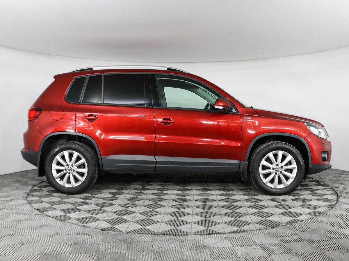 Volkswagen Tiguan б/у, 2016, Роботизированная. Фото: #3