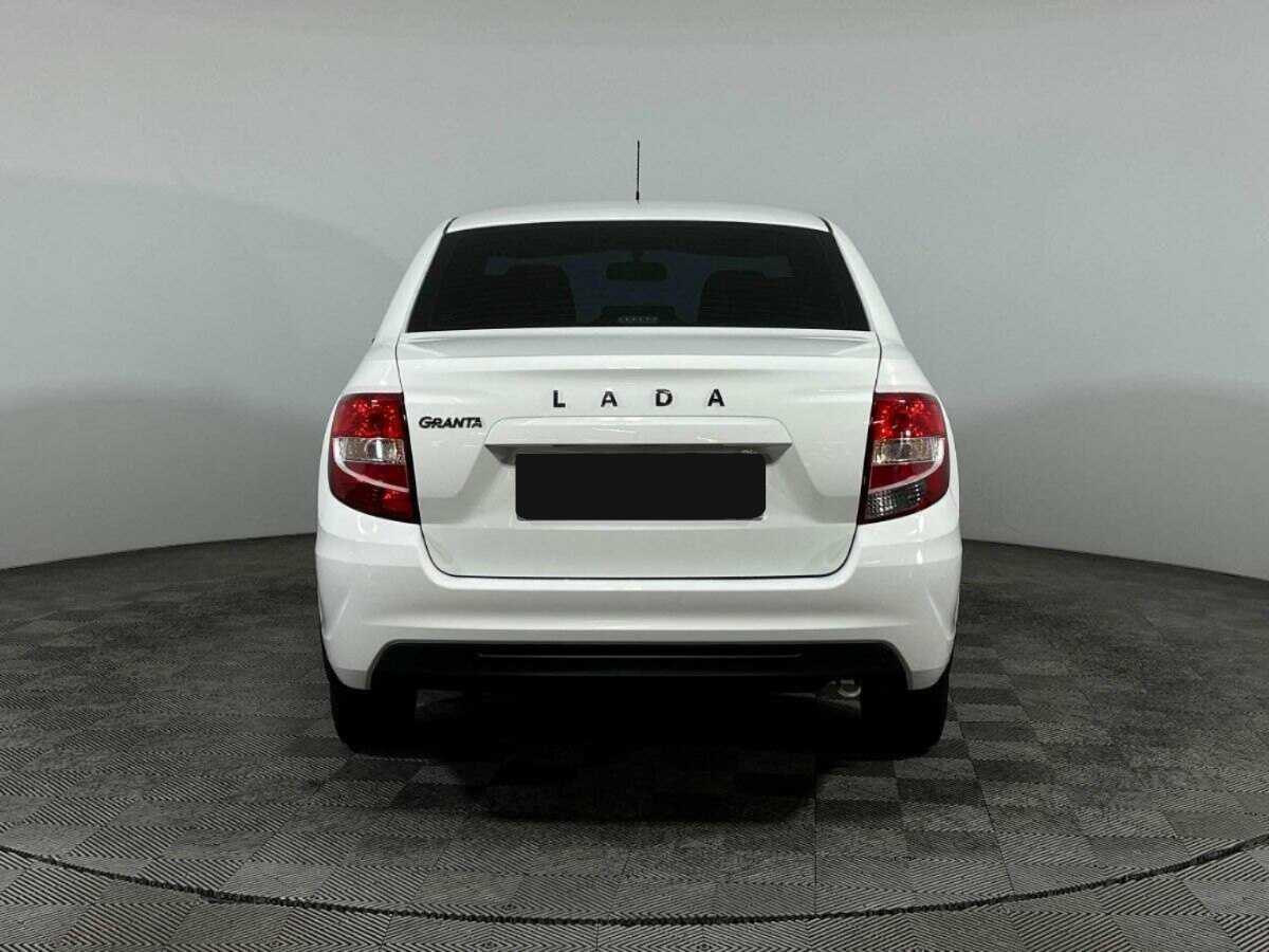 Lada (ВАЗ) Granta б/у, 2021, Механическая. Фото: #5